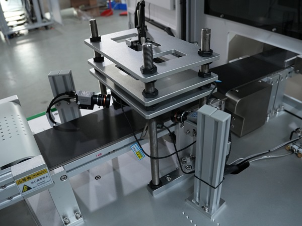 緊固件aoi光學檢測設備,AOI光學檢測設備,外觀視覺檢測設備